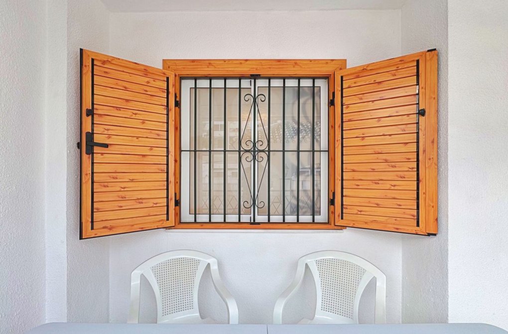 Rynek wtórny - Apartament - Torrevieja - La Mata