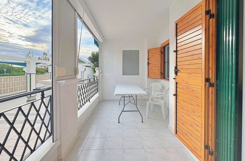 Rynek wtórny - Apartament - Torrevieja - La Mata