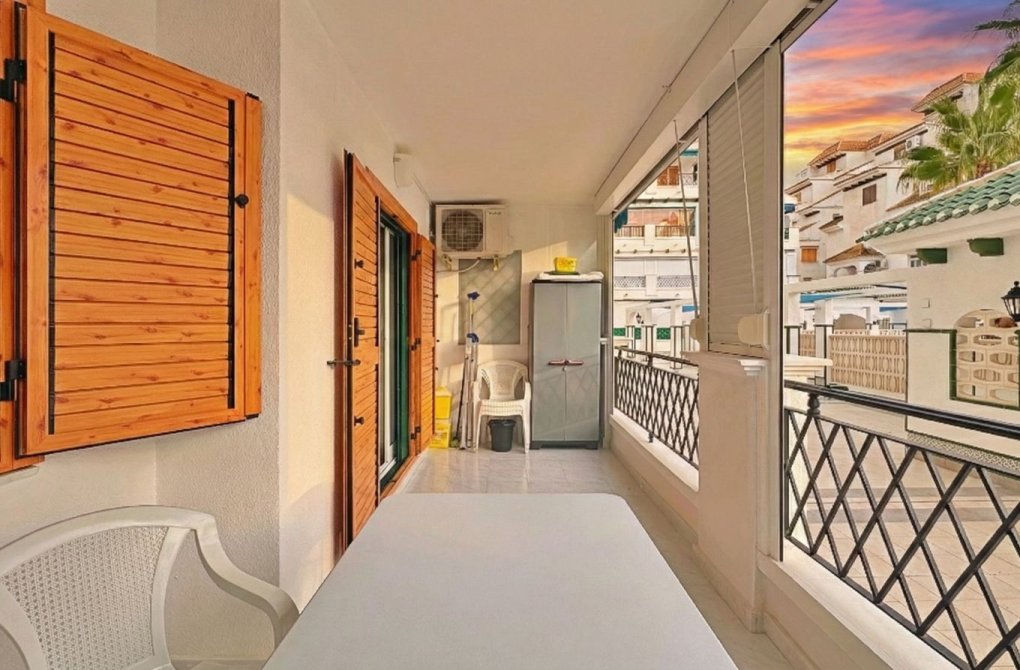 Rynek wtórny - Apartament - Torrevieja - La Mata