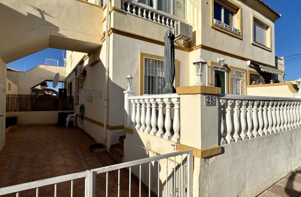 Resale - Apartment - Orihuela Costa - Playa Flamenca