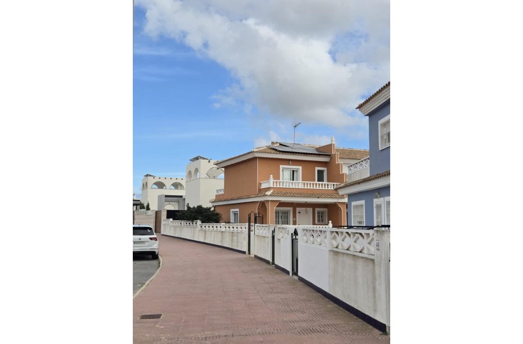 Resale - Terraced house - Ciudad Quesada - Rojales