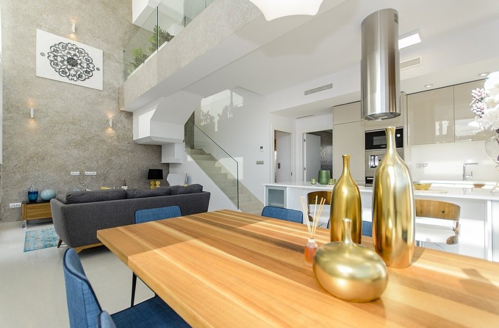 Rynek pierwotny - Willa - Los Montesinos - La Herrada