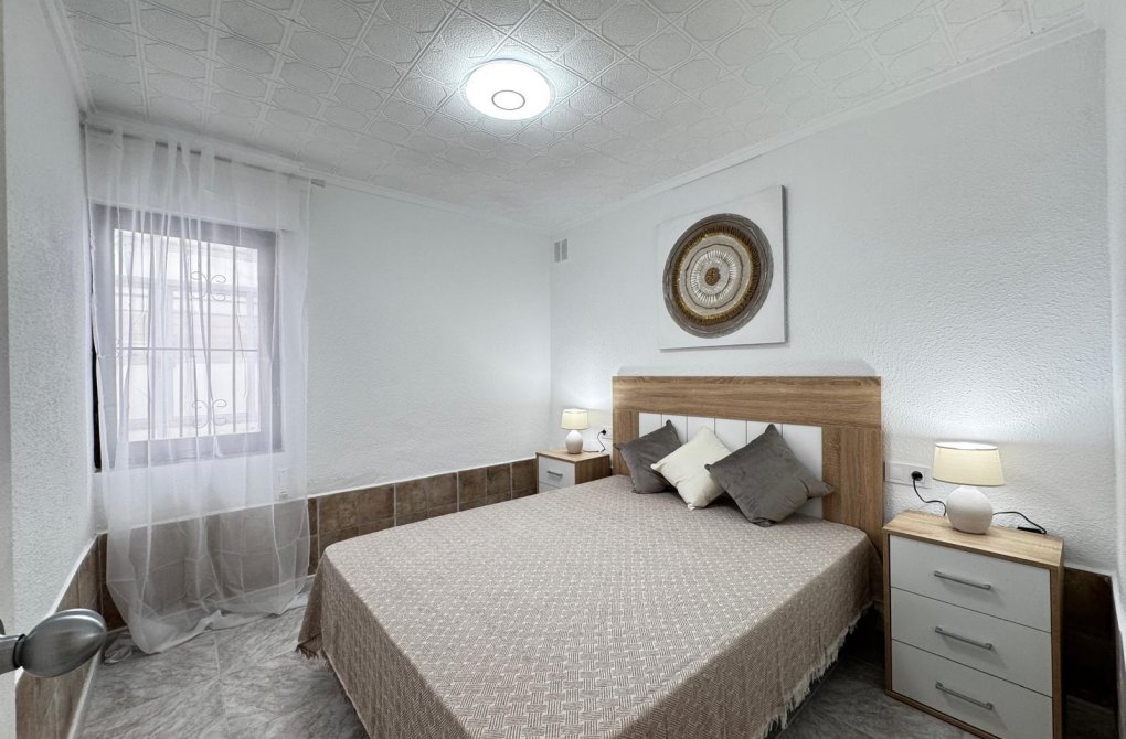 Resale - Bungalow - Torrevieja - El limonar