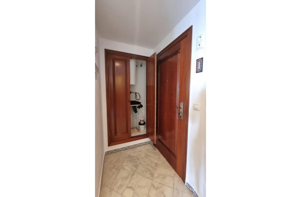 Resale - Apartment - Torrevieja - Los Frutales