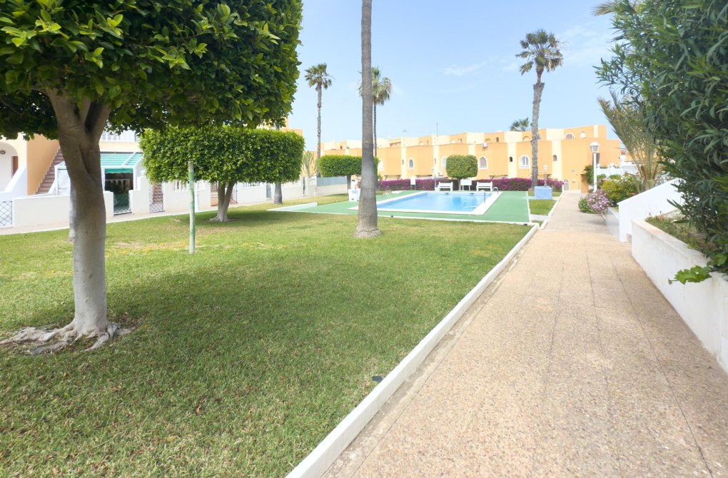 Resale - Bungalow - Torrevieja - Torreblanca