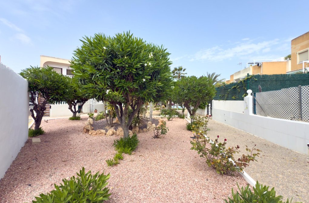 Resale - Bungalow - Torrevieja - Torreblanca