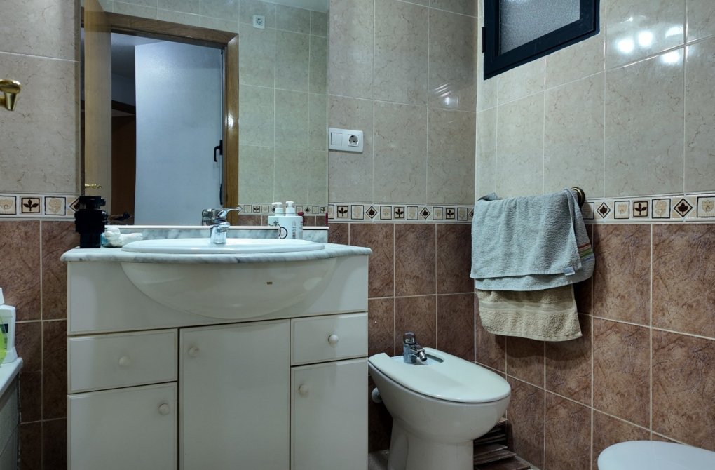 Resale - Apartment - Alicante - Altozano