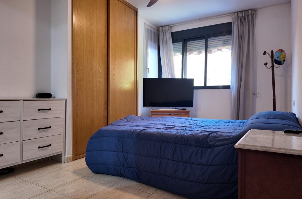 Resale - Apartment - Alicante - Altozano