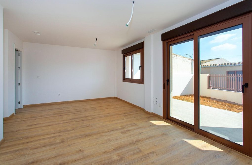 Rynek pierwotny - Bungalow - Hondón de las Nieves - El Salero