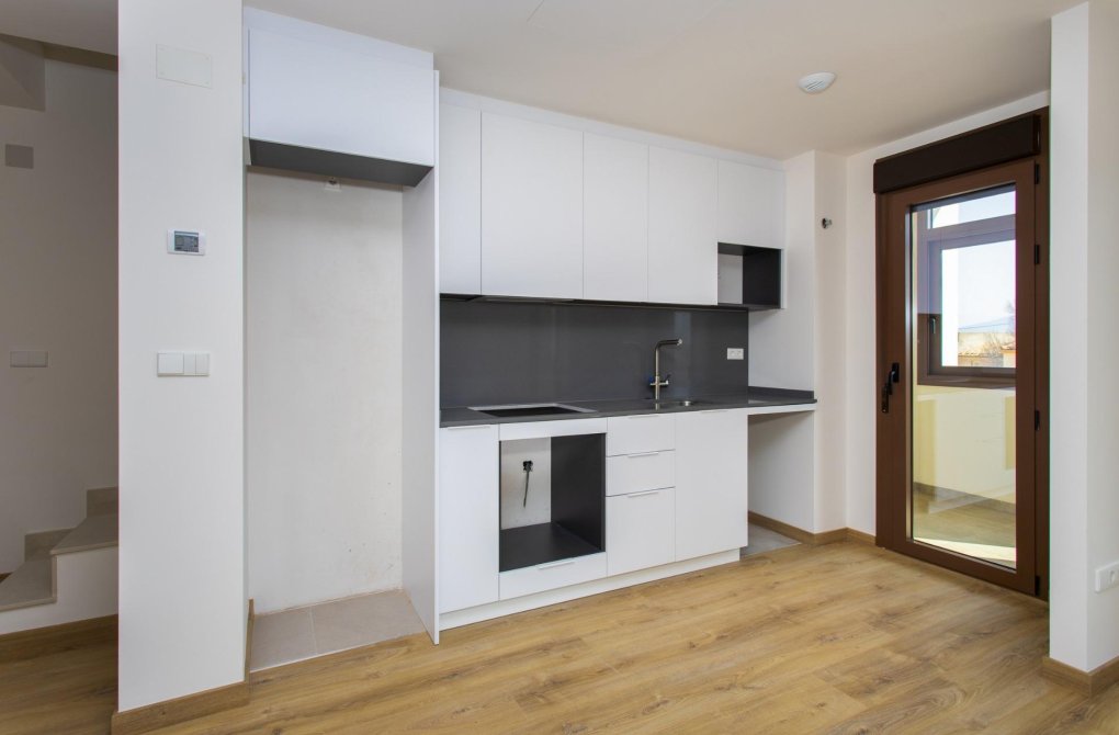 Rynek pierwotny - Bungalow - Hondón de las Nieves - El Salero