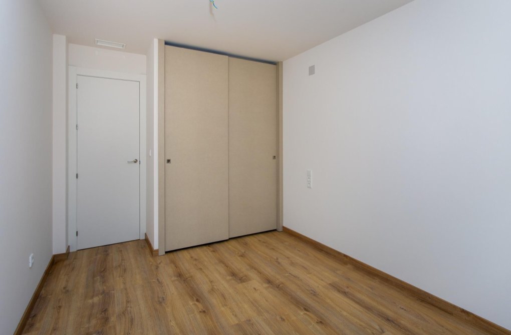 Rynek pierwotny - Bungalow - Hondón de las Nieves - El Salero