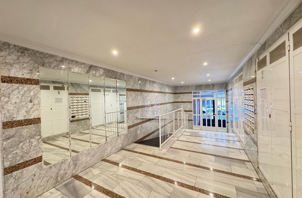 Resale - Penthouse - Torrevieja - Centro