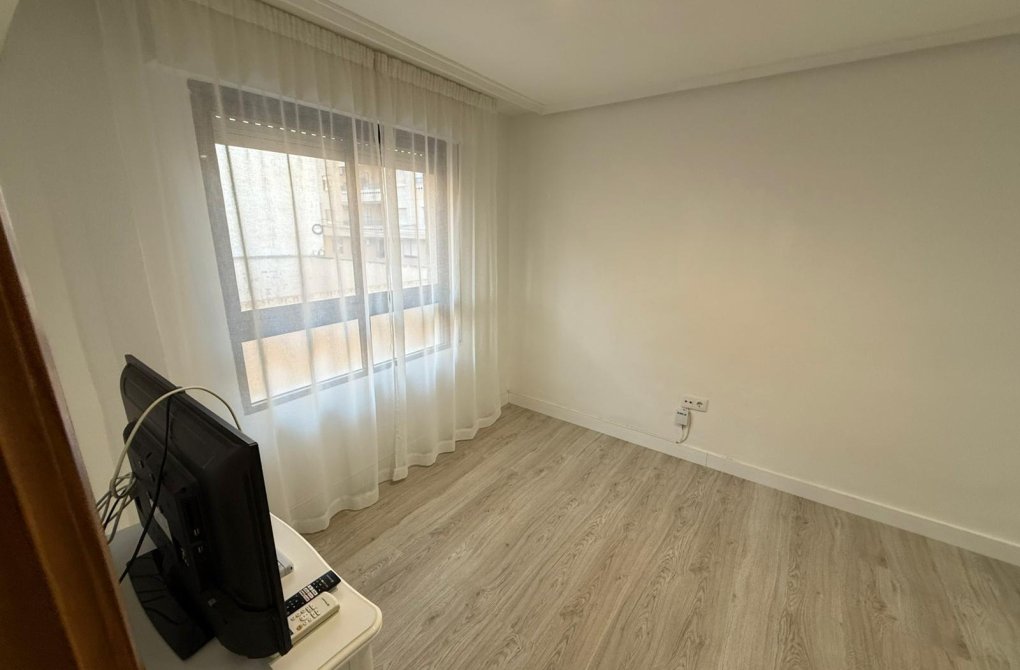 Rynek wtórny - Apartament - Guardamar del Segura - CENTRO