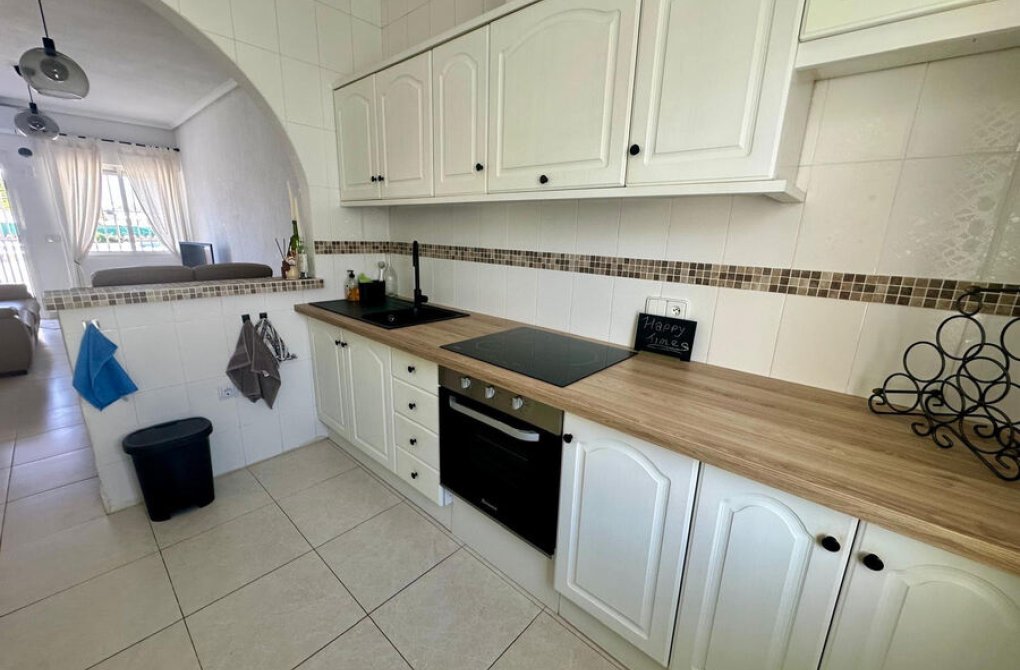 Resale - Bungalow - Ciudad Quesada