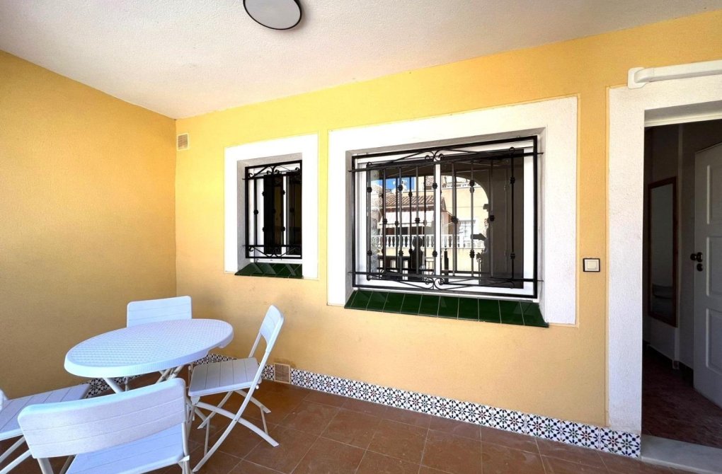 Rynek wtórny - Bungalow - Torrevieja - Los Balcones - Los Altos del Edén