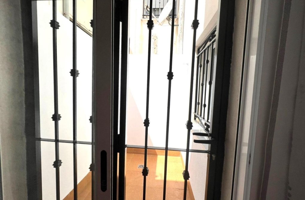 Rynek wtórny - Bungalow - Torrevieja - Los Balcones - Los Altos del Edén