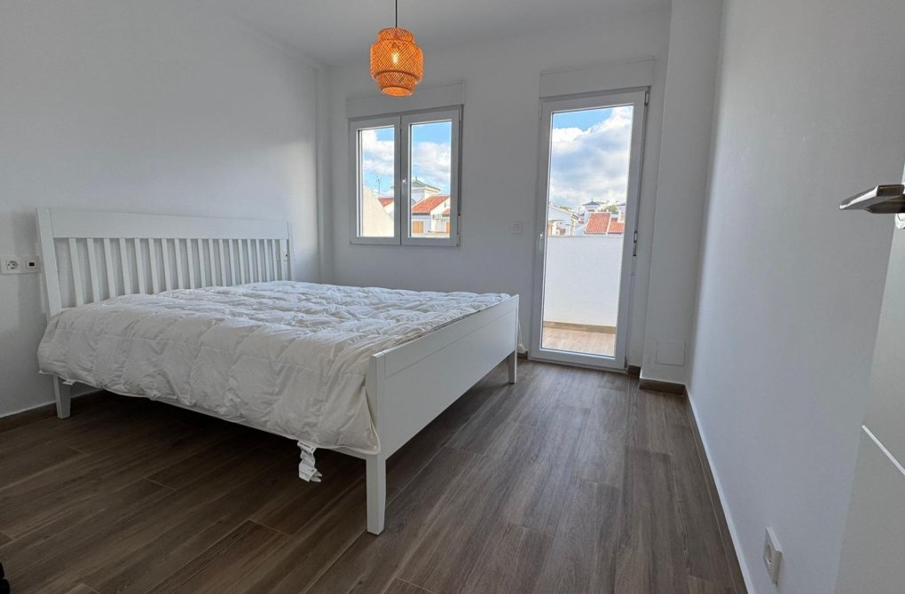 Rynek wtórny - Bungalow - Torrevieja - La Mata