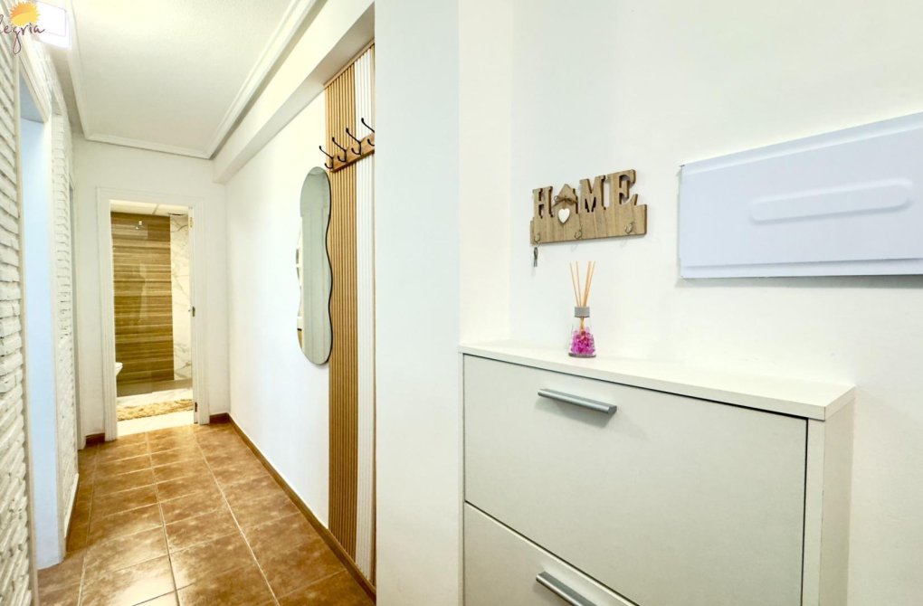 Rynek wtórny - Apartament - Torrevieja - Playa del cura