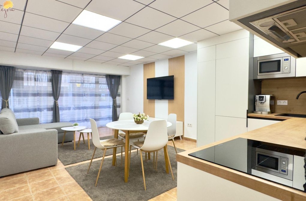 Rynek wtórny - Apartament - Torrevieja - Playa del cura