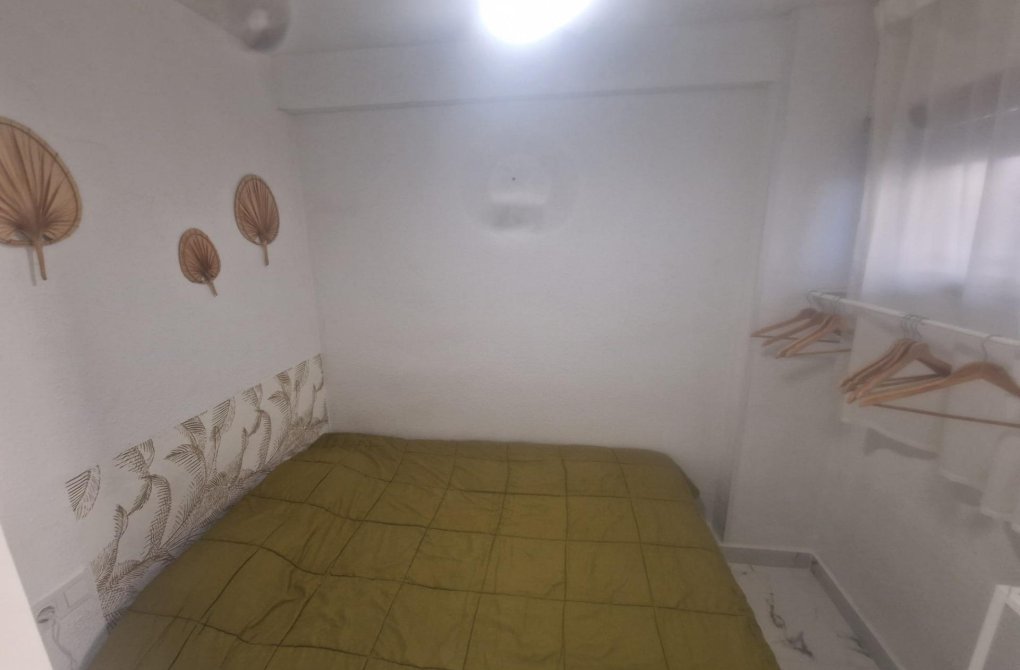 Rynek wtórny - Apartament - Torrevieja - Cabo cervera