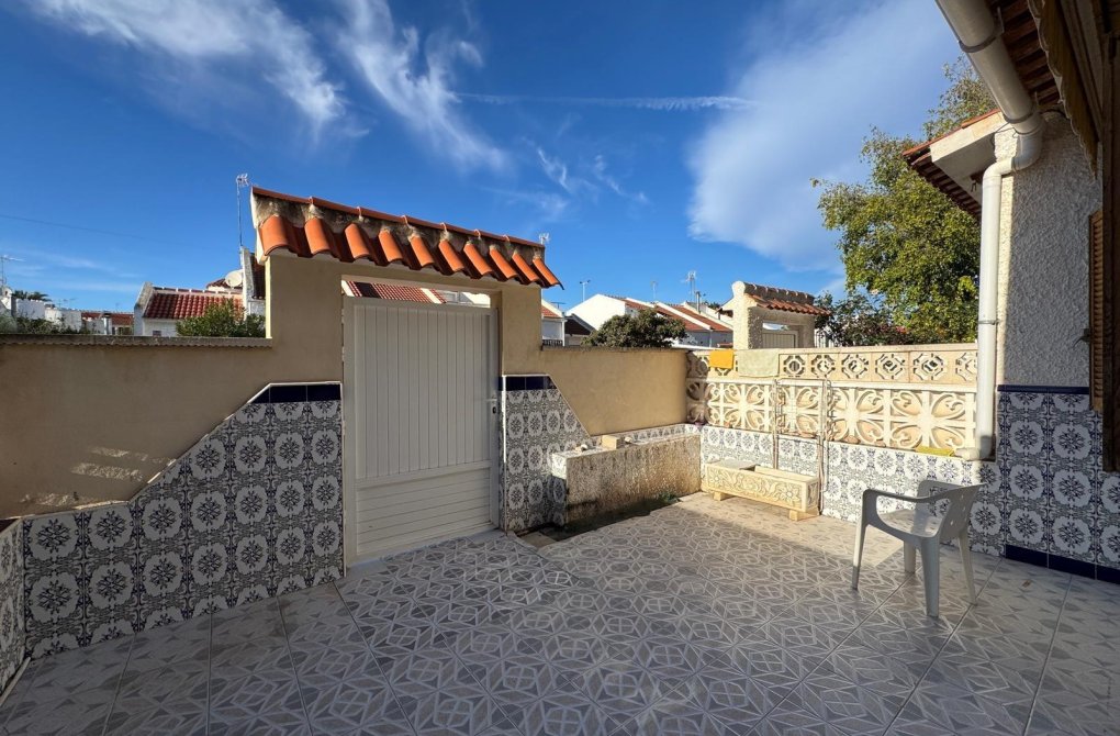 Rynek wtórny - Dom szeregowy - Torrevieja - Playa de los locos