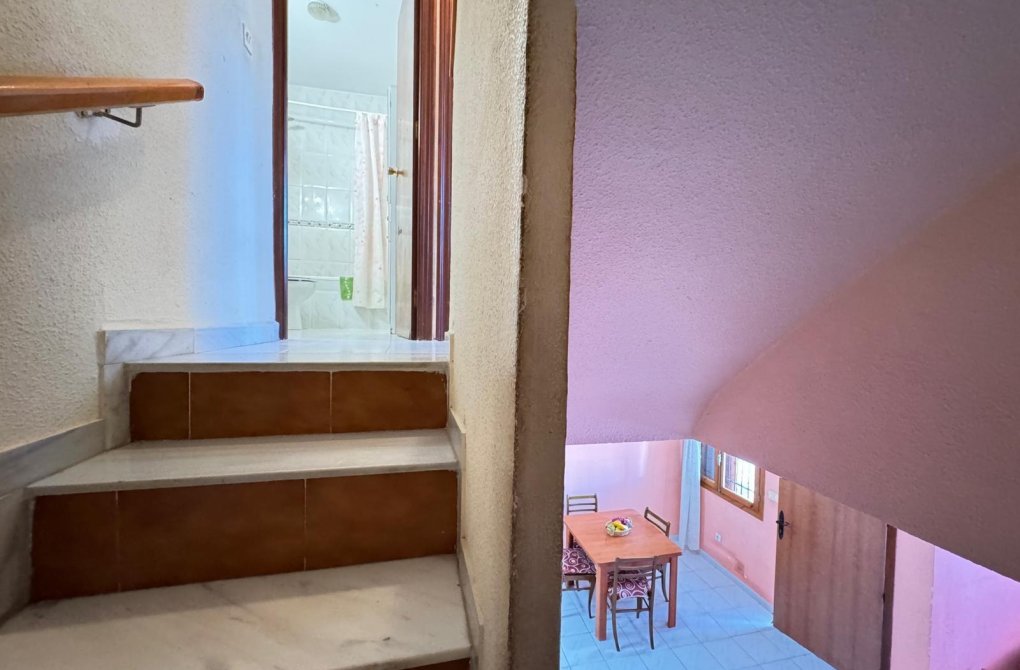 Rynek wtórny - Dom szeregowy - Torrevieja - Playa de los locos