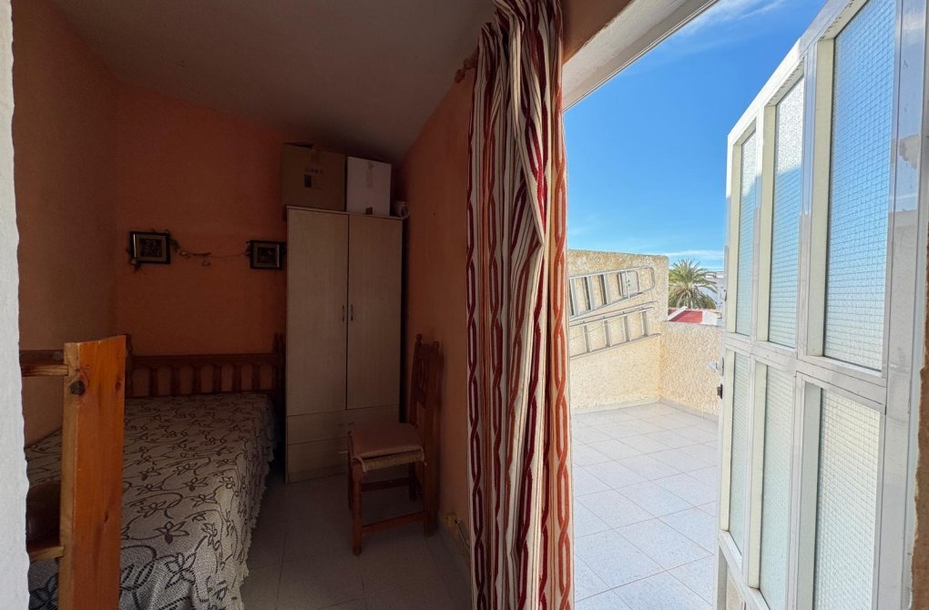 Rynek wtórny - Dom szeregowy - Torrevieja - Playa de los locos