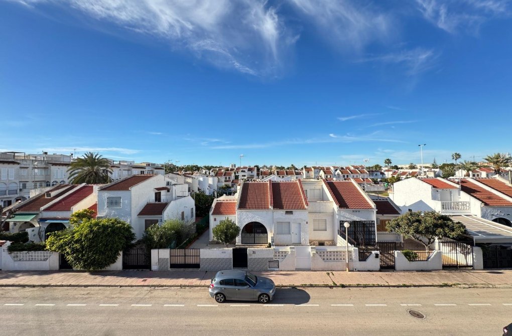 Rynek wtórny - Dom szeregowy - Torrevieja - Playa de los locos