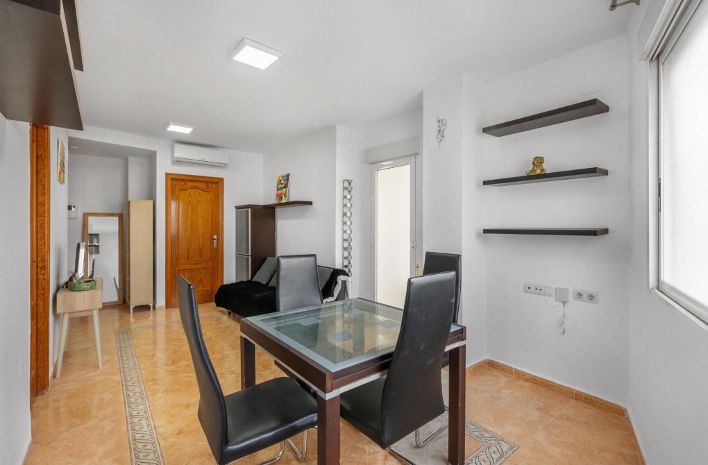 Вторичное жилье - Квартира - Torrevieja - Playa del Cura