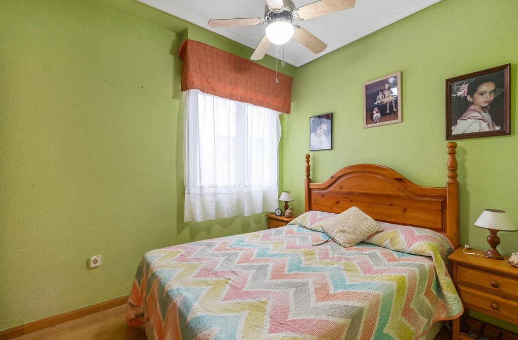 Вторичное жилье - Квартира - Torrevieja - Estacion de autobuses