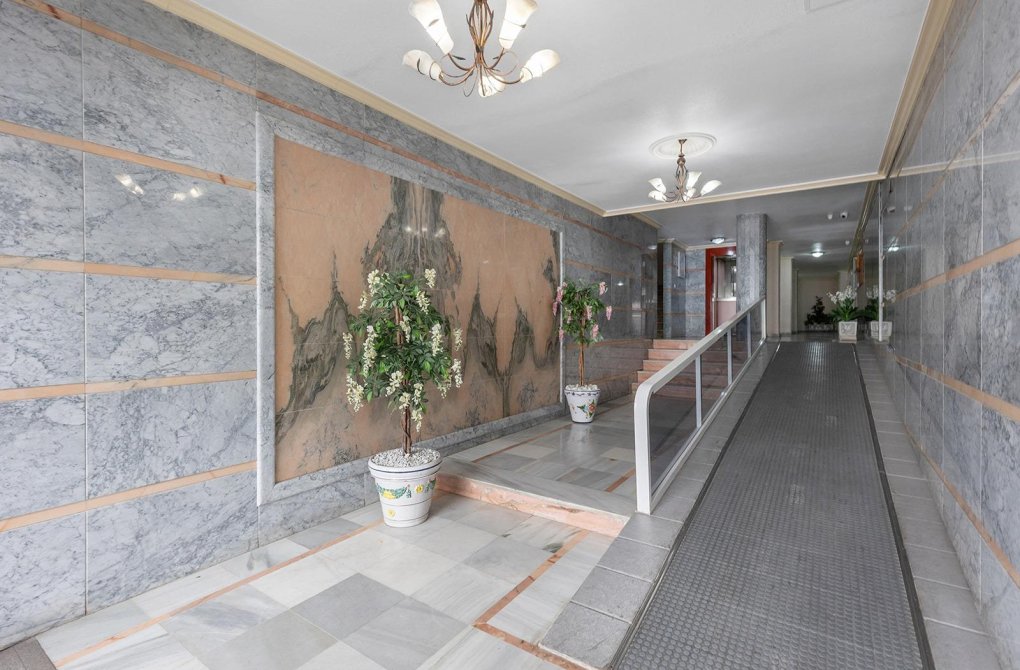 Вторичное жилье - Квартира - Torrevieja - Estacion de autobuses