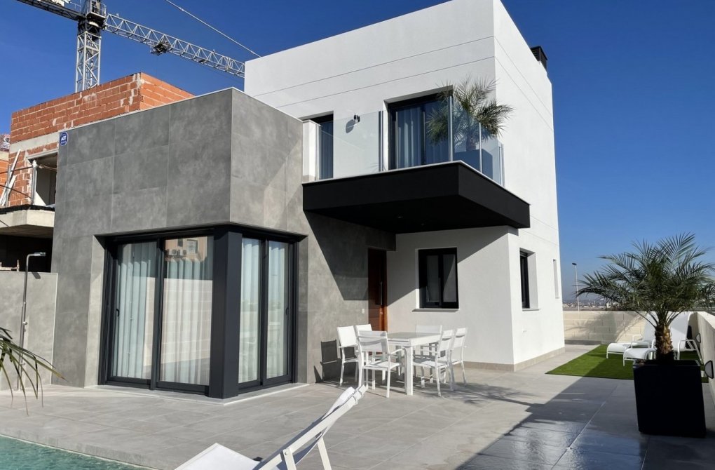 Nowy budynek - Villa - Torrevieja - Los altos