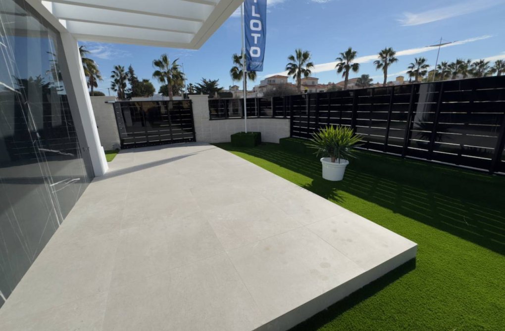 Новое здание - Villa - Algorfa - La Finca Golf Resort