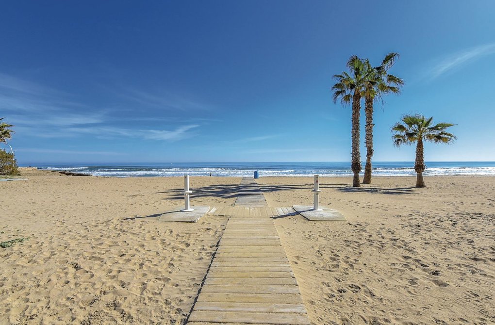 Rynek pierwotny - Daszek - Torrevieja - Torreblanca