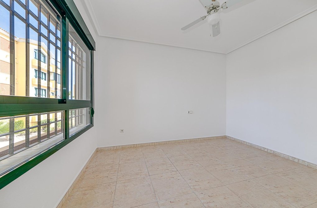 Rynek wtórny - Apartament - Orihuela Costa - Las Filipinas