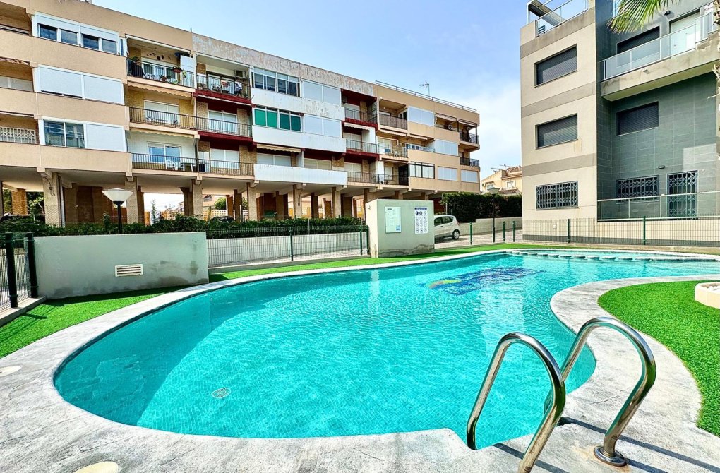Rynek wtórny - Apartament - Torrevieja - Los Frutales