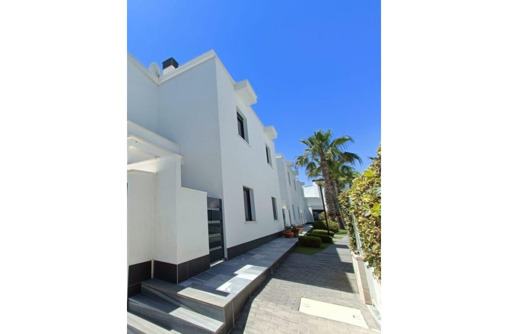 Resale - Terraced house - Orihuela Costa - Lomas de Cabo Roig