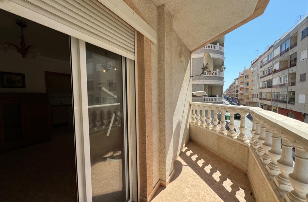 Resale - Apartment - Torrevieja - Playa del Cura