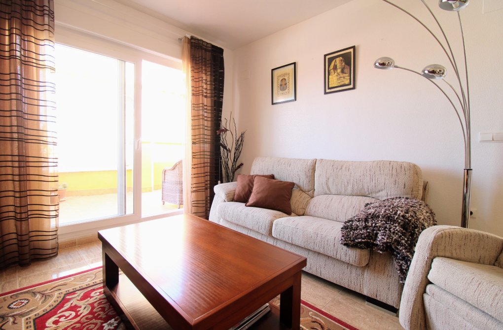 Resale - Apartment - Torrevieja - Acequion