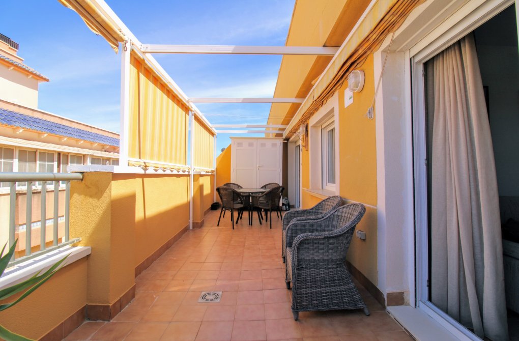 Resale - Apartment - Torrevieja - Acequion