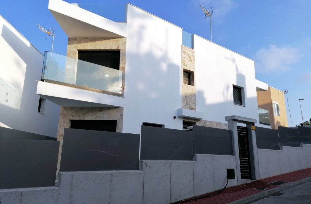 Новое здание - Villa - Torrevieja - Torrejón