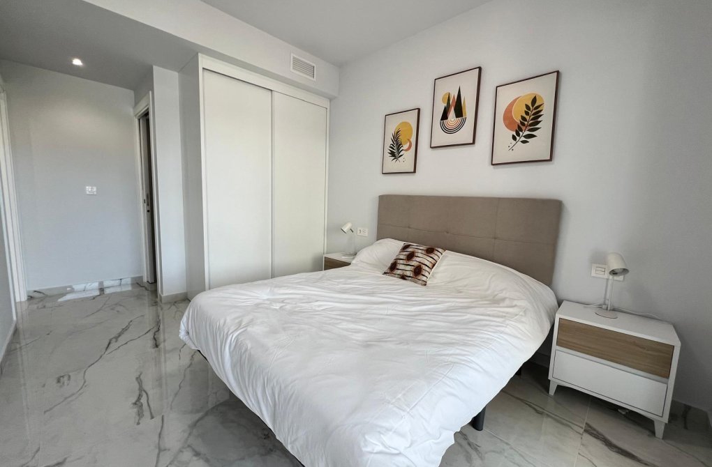 Resale - Apartment - Torrevieja - Los altos