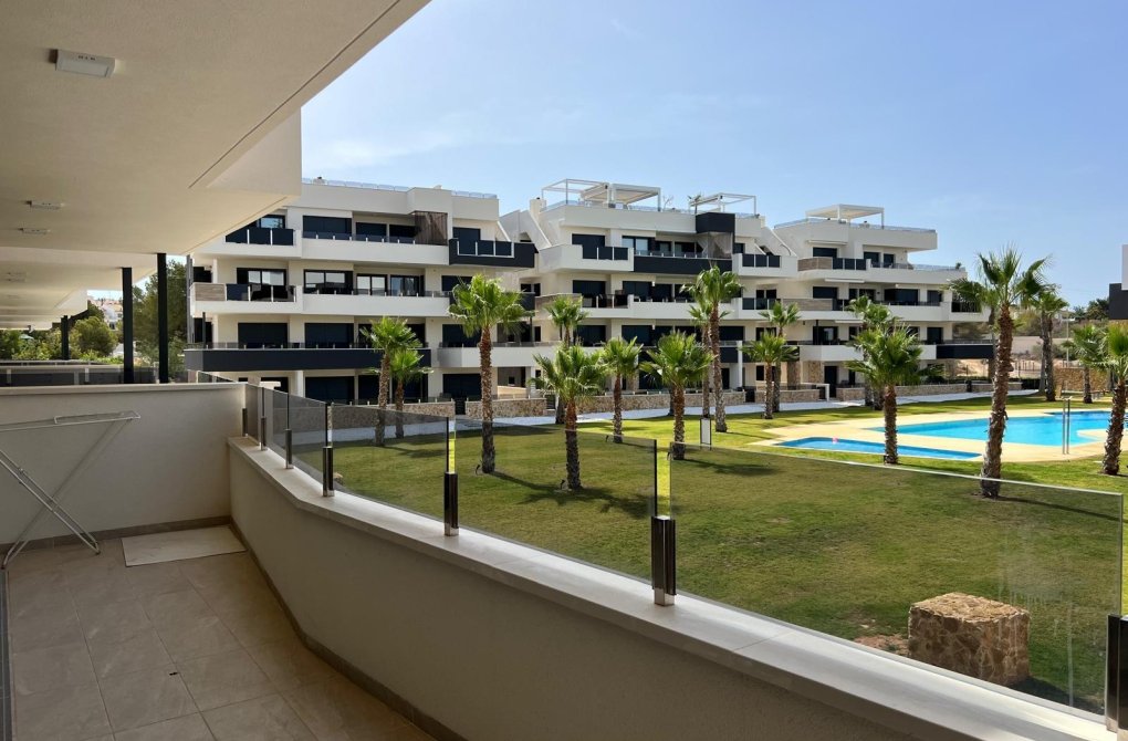 Resale - Apartment - Torrevieja - Los altos