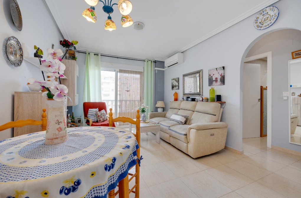 Rynek wtórny - Apartament - Torrevieja - Playa de Los Locos-Curva del Palangre