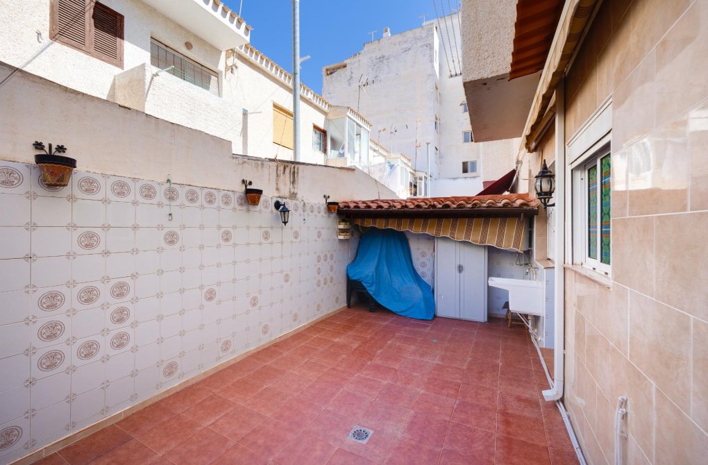 Resale - Bungalow - Torrevieja - Playa de La Acequion