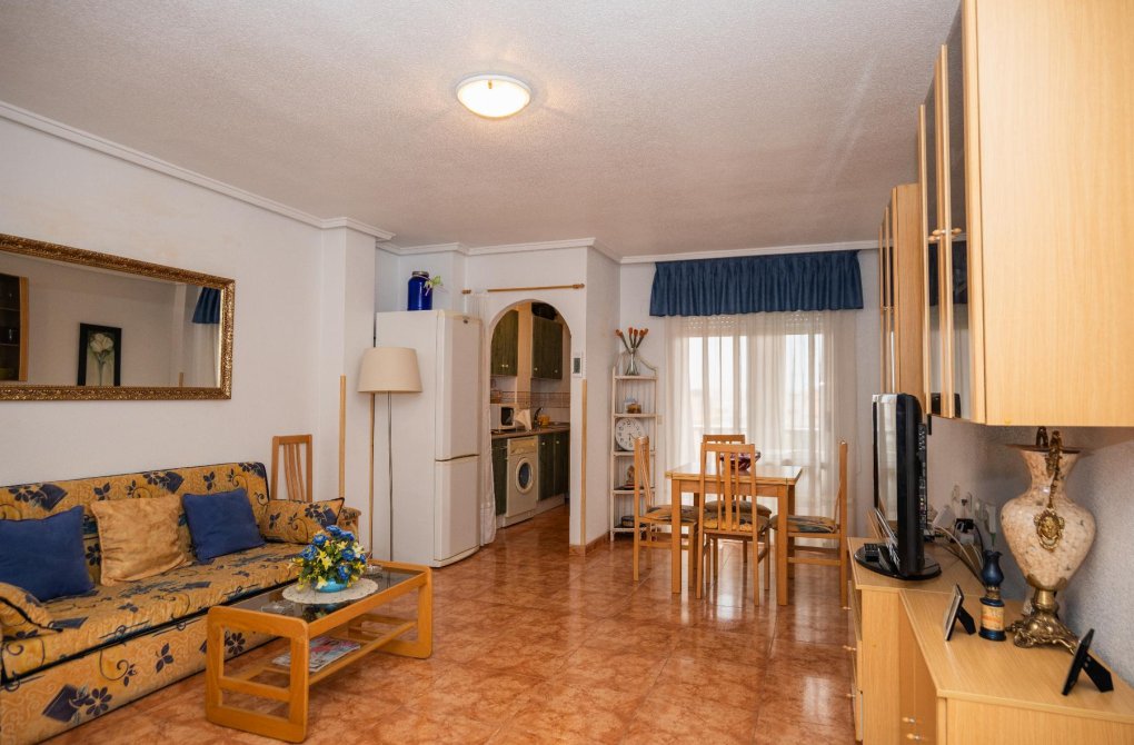 Resale - Apartment - Torrevieja - Centro