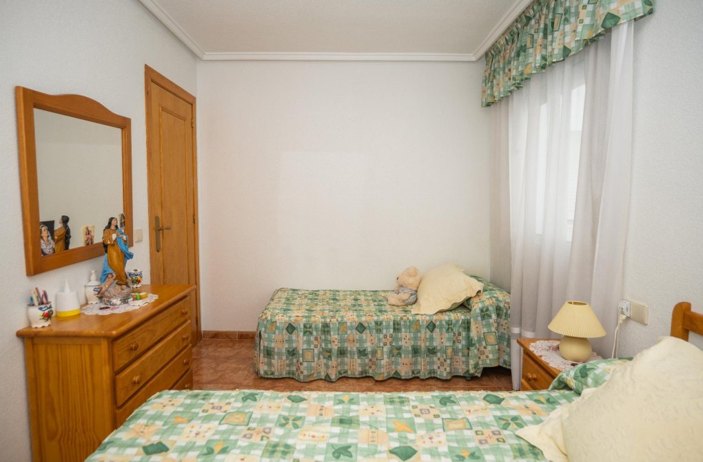 Resale - Apartment - Torrevieja - Centro