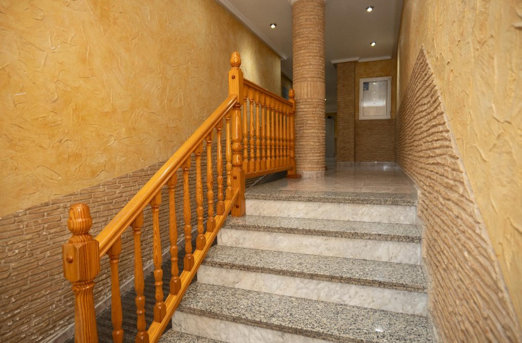 Resale - Apartment - Torrevieja - Centro