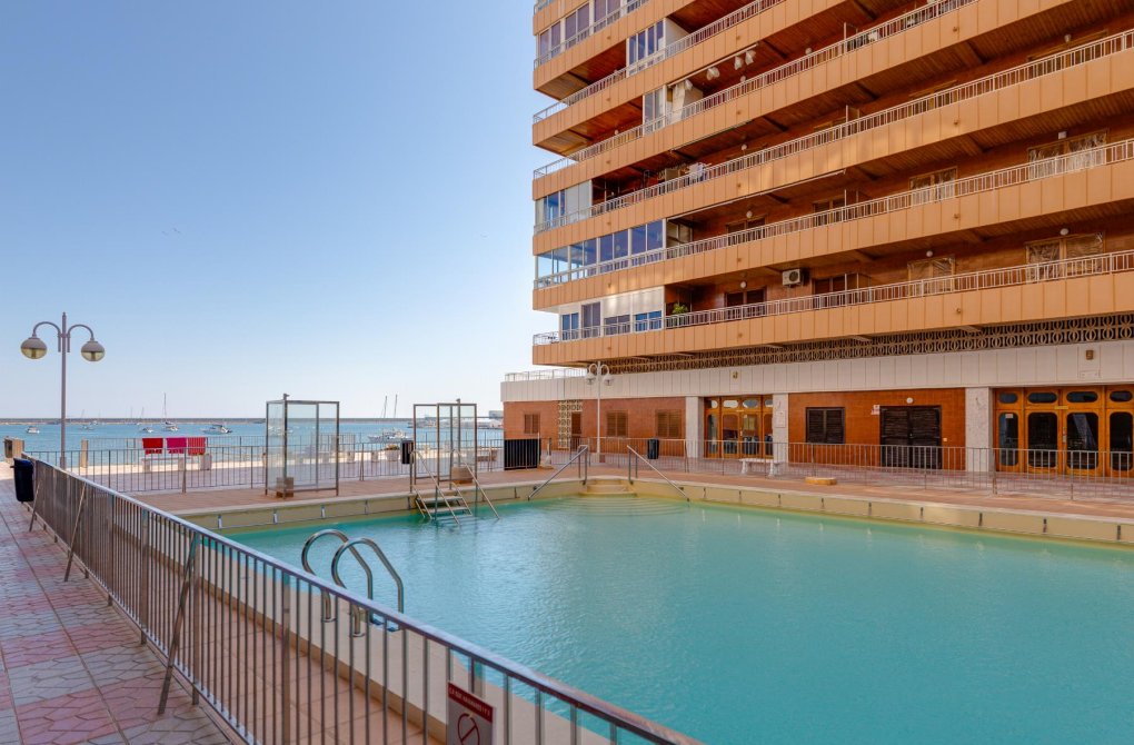 Resale - Apartment - Torrevieja - El Acequión