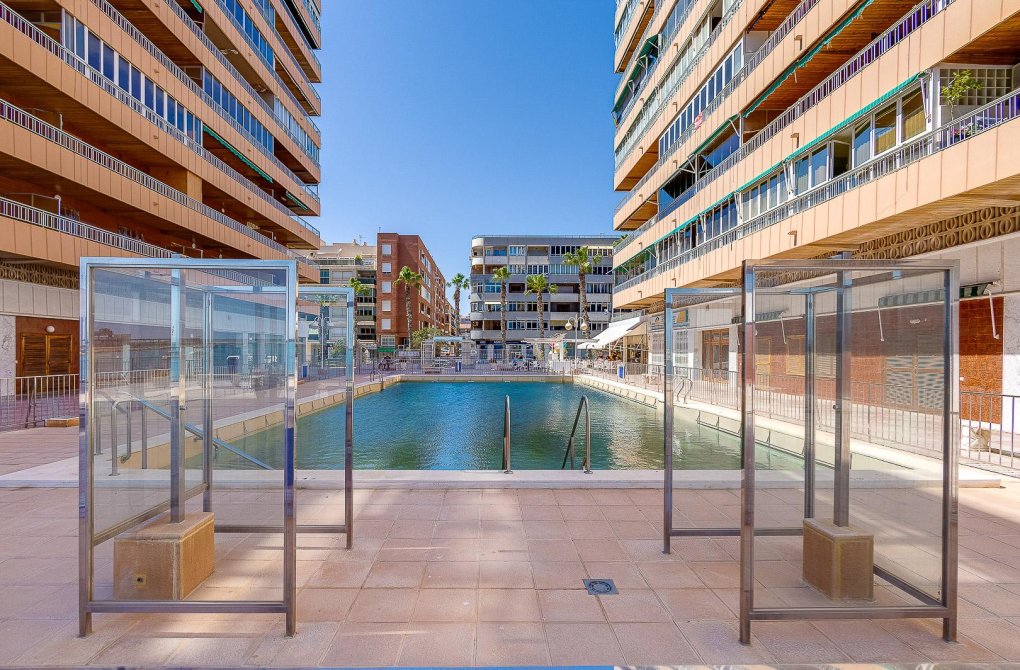 Resale - Apartment - Torrevieja - El Acequión